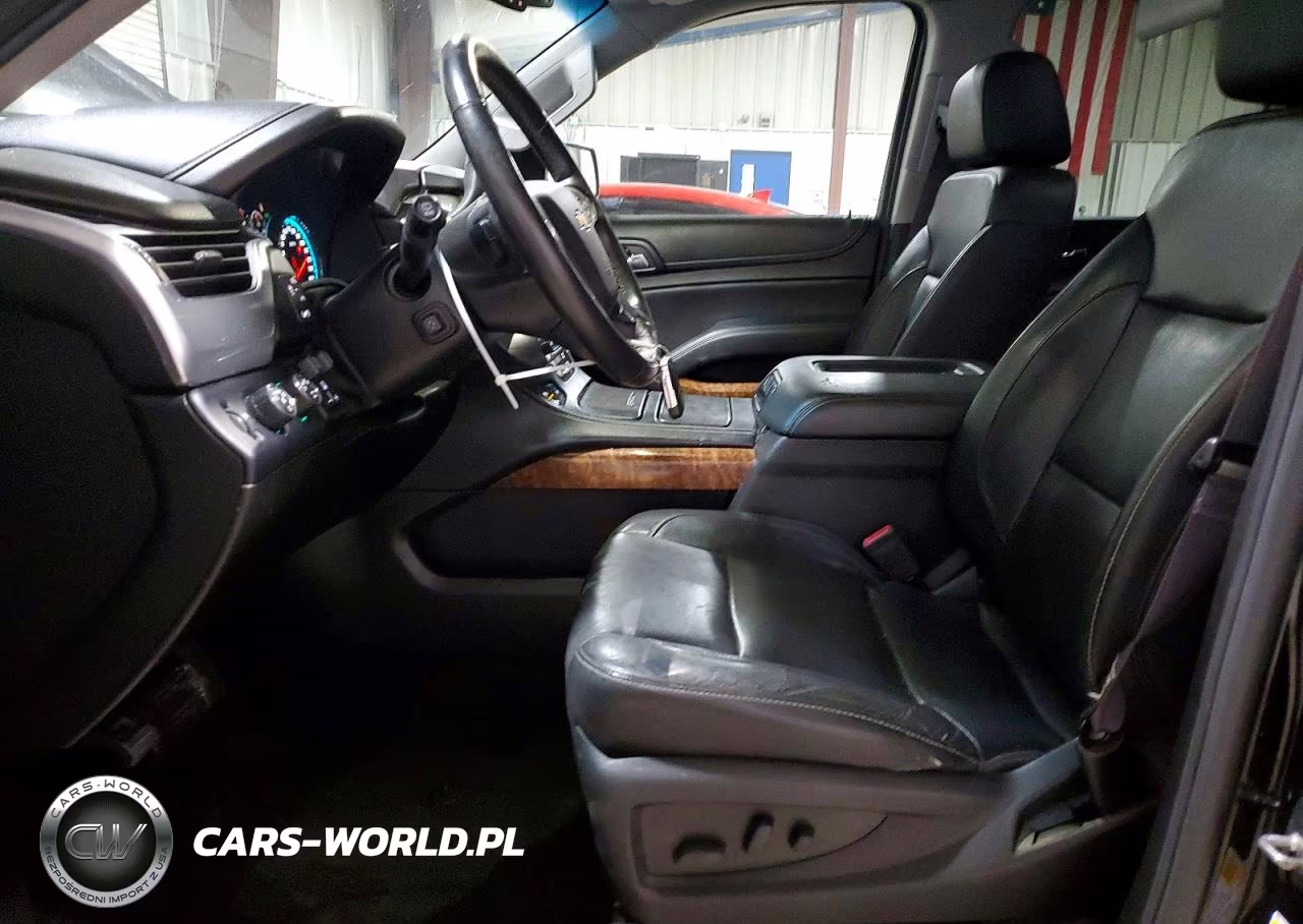 2017 Chevrolet Suburban K1500 Premier VIN:1GNSKJKC2HR291907 - 7