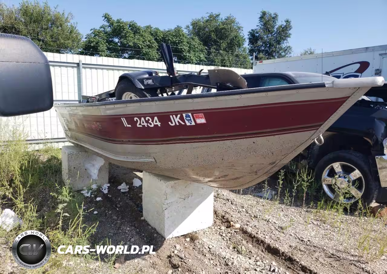 2000 Bass Marine-Trl