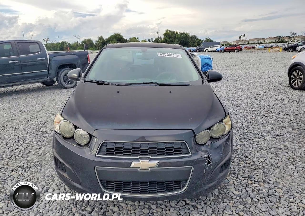 2015 Chevrolet Sonic Lt VIN:1G1JC6SHXF4148300 - 5