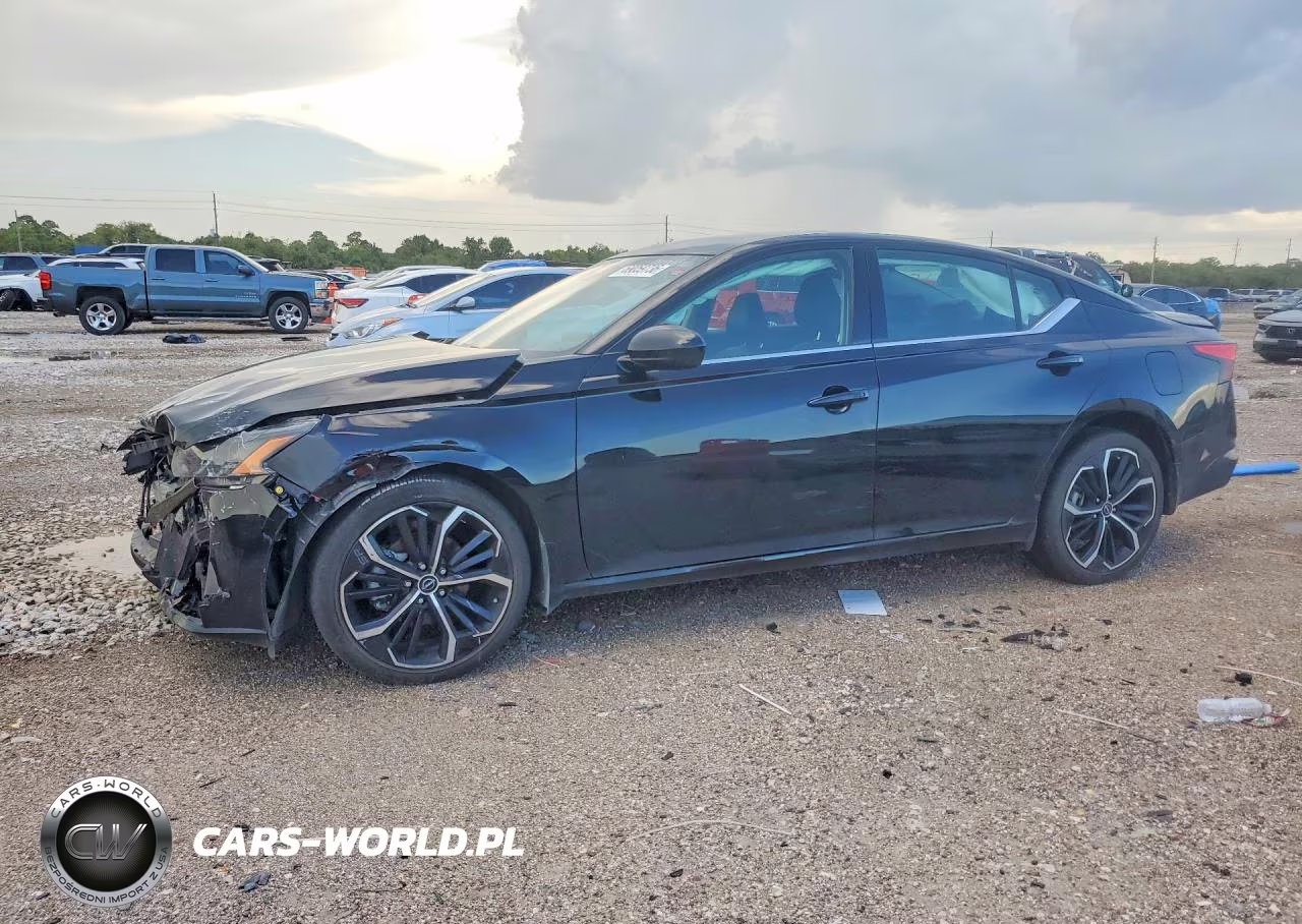 2024 Nissan Altima Sr – zdjęcie 1 z 12