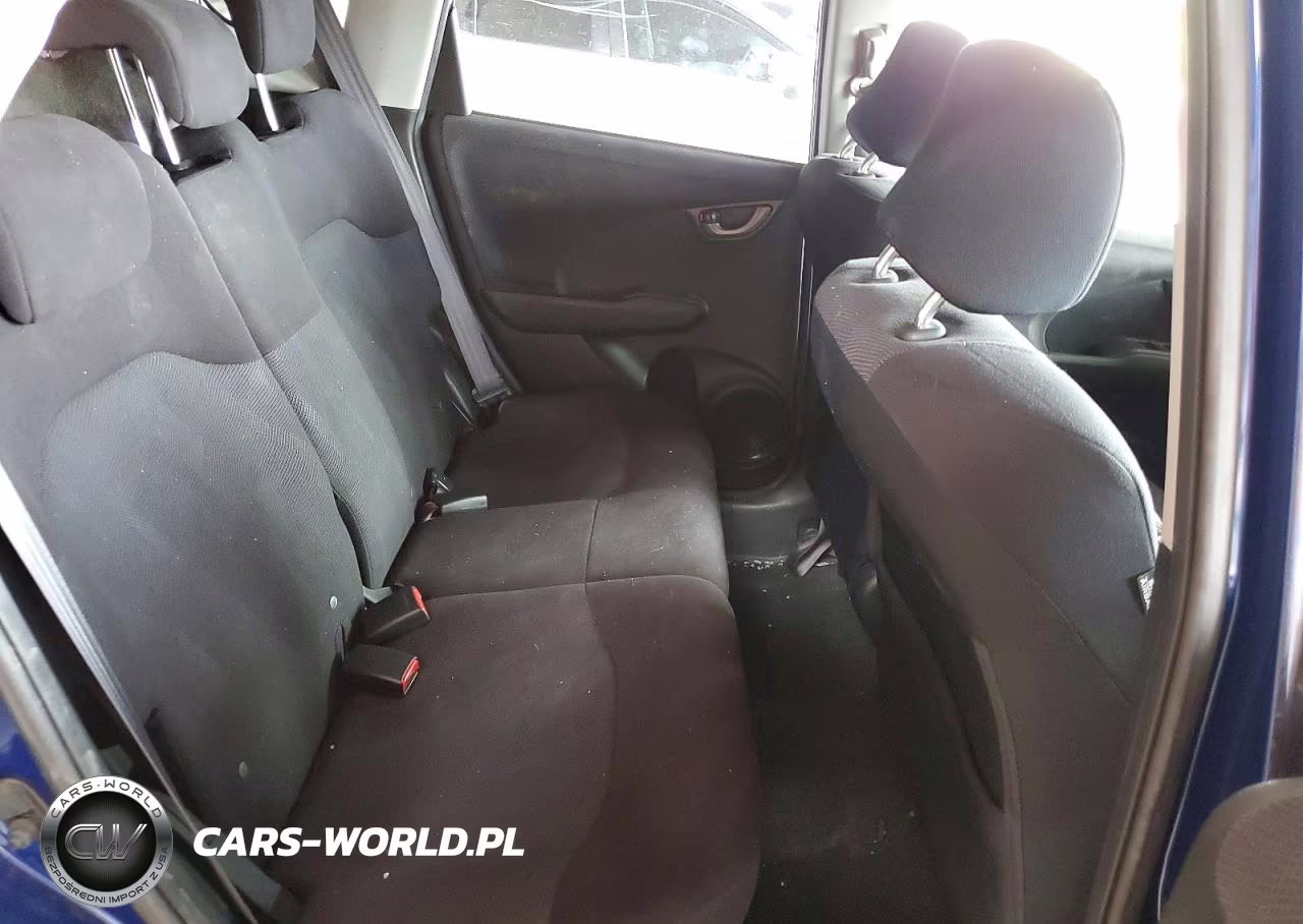 2010 Honda Fit Sport VIN:JHMGE8H42AS028232 - 10