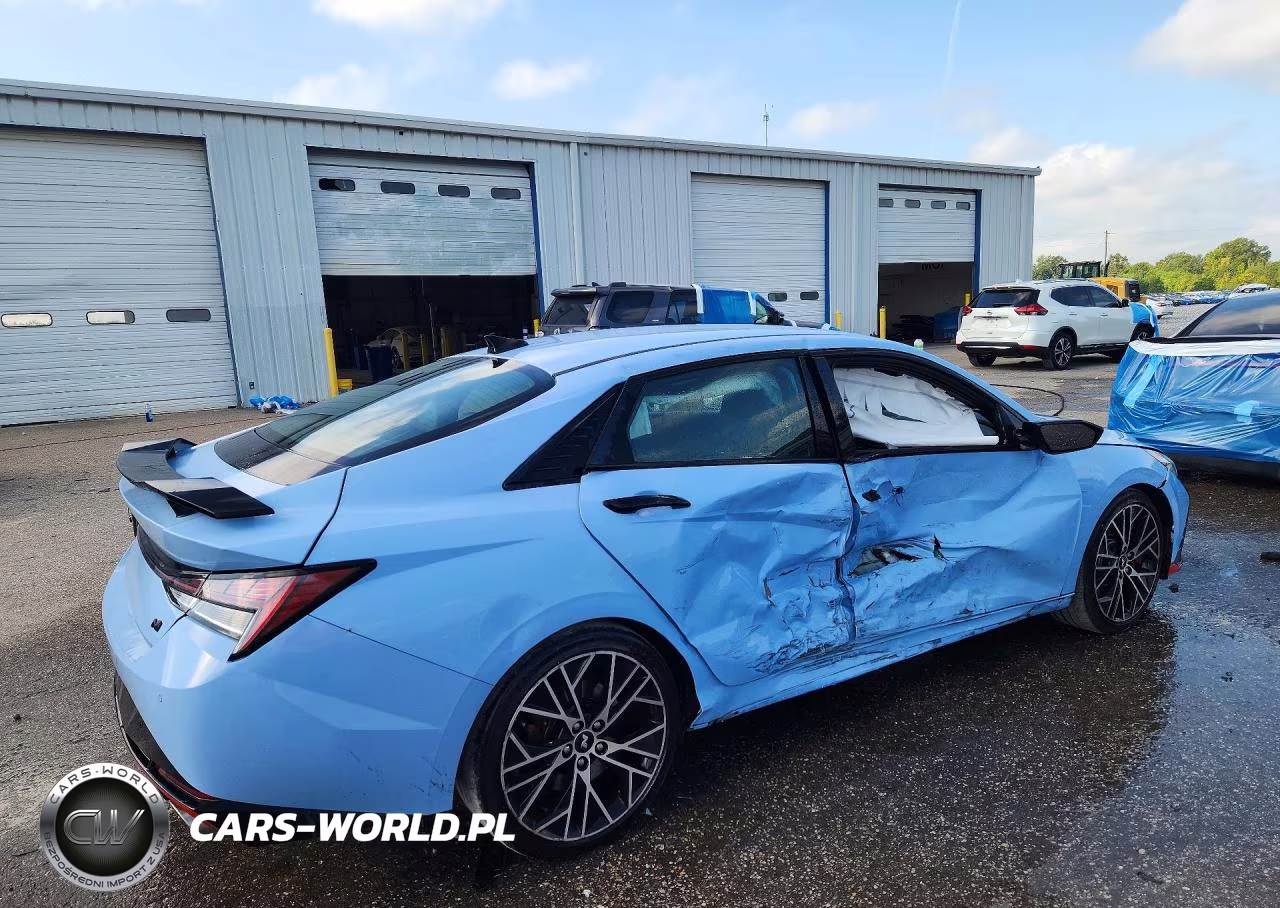 2023 Hyundai Elantra N Base VIN:KMHLW4AK9PU012617 - 3
