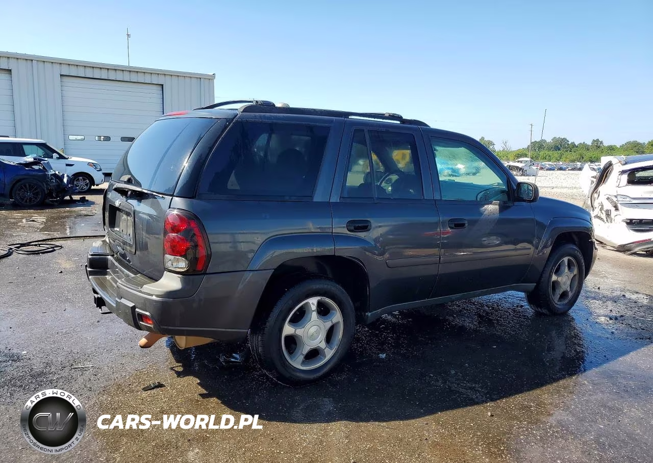 2007 Chevrolet Trailblazer Ls VIN:1GNDT13S872245954 - 3