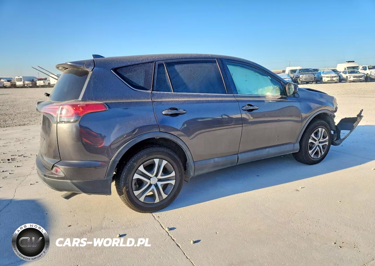 2018 Toyota Rav4 Le VIN:2T3ZFREV4JW410456 - 3