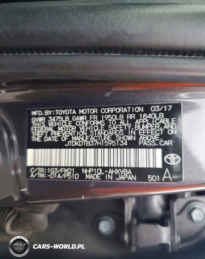 2017 Toyota Prius C Two VIN:JTDKDTB37H1595134 - 12