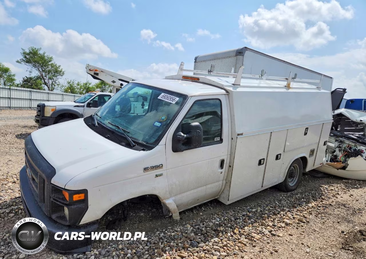 2017 Ford Econoline E350 Super Duty Cutaway Van VIN:1FDWE3F63HDC60207 - 1