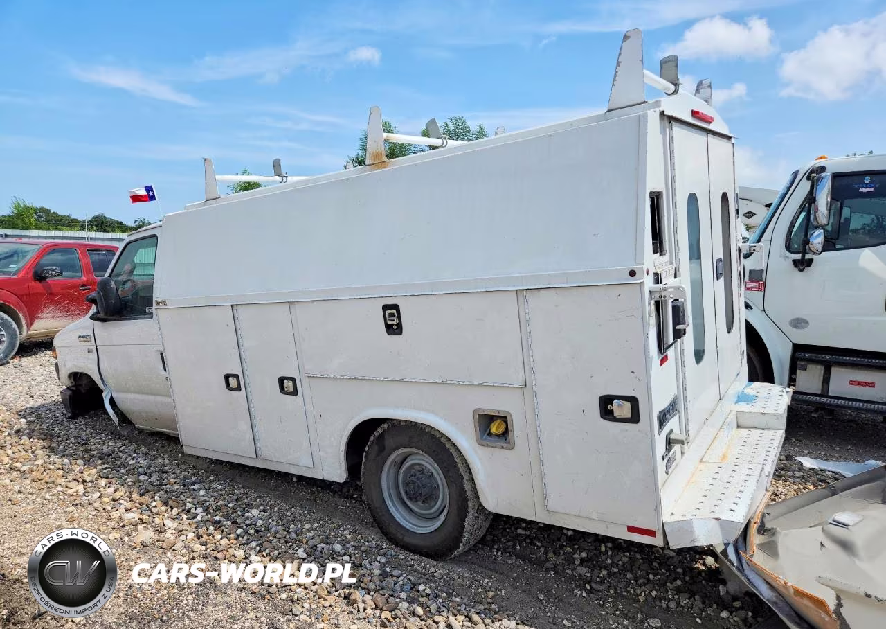 2017 Ford Econoline E350 Super Duty Cutaway Van VIN:1FDWE3F63HDC60207 - 2