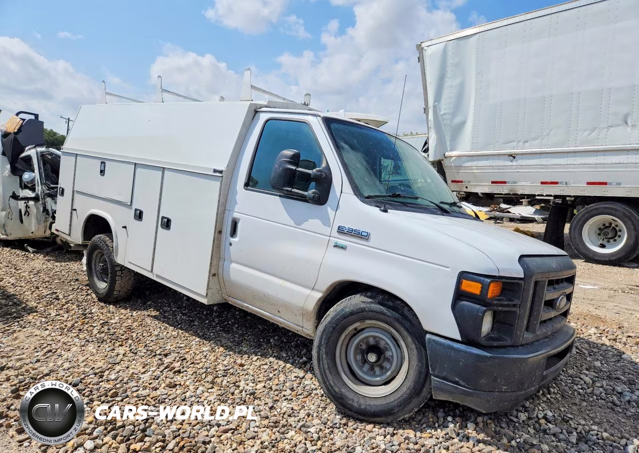 2017 Ford Econoline E350 Super Duty Cutaway Van VIN:1FDWE3F63HDC60207 - 4