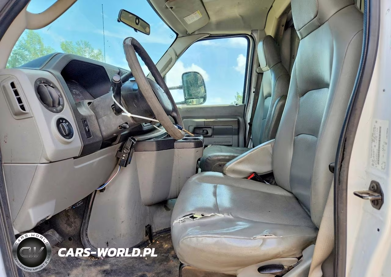2017 Ford Econoline E350 Super Duty Cutaway Van VIN:1FDWE3F63HDC60207 - 7