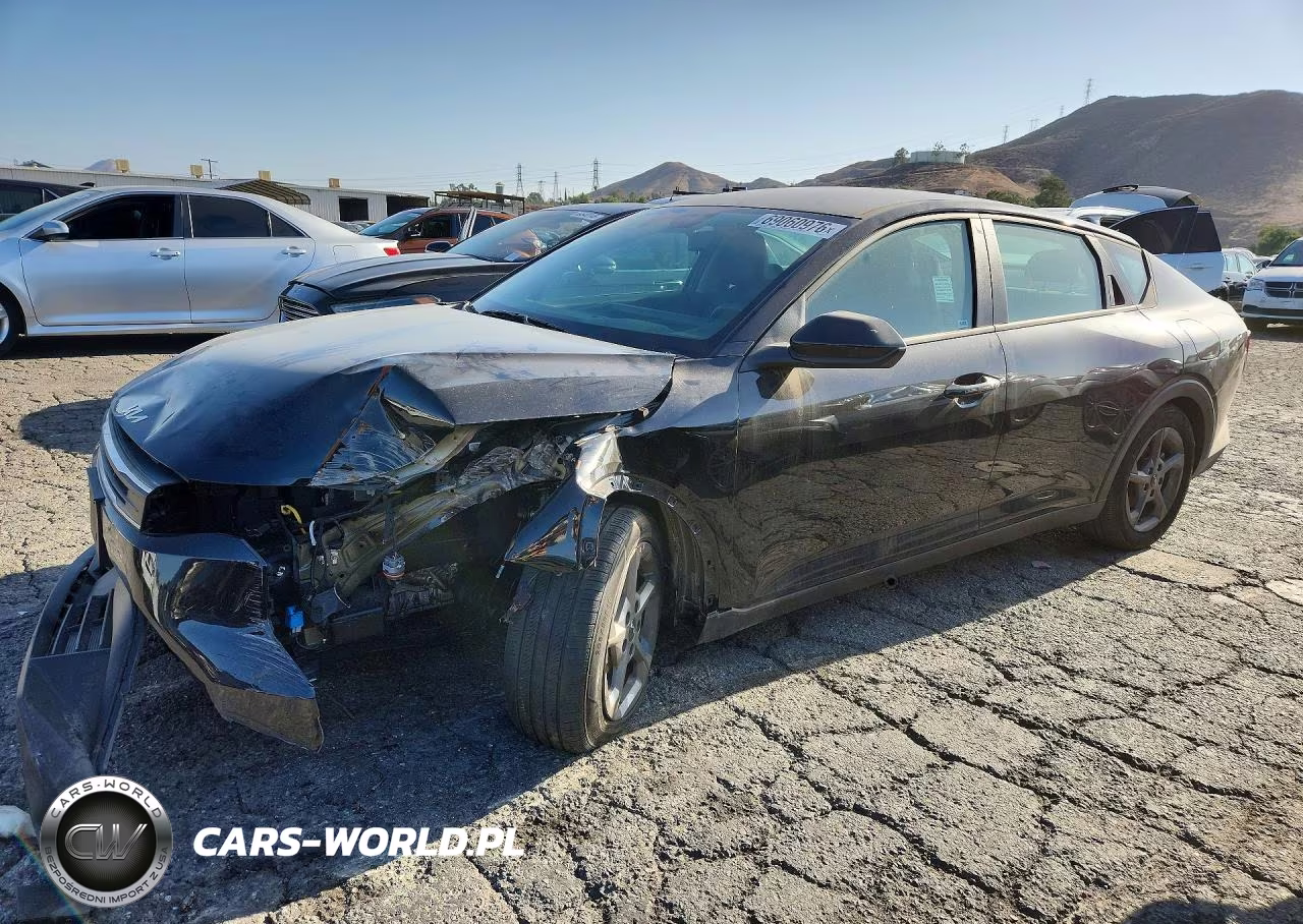2026 Kia K4 Lxs VIN:3KPFT4DE2TE338459 - 1