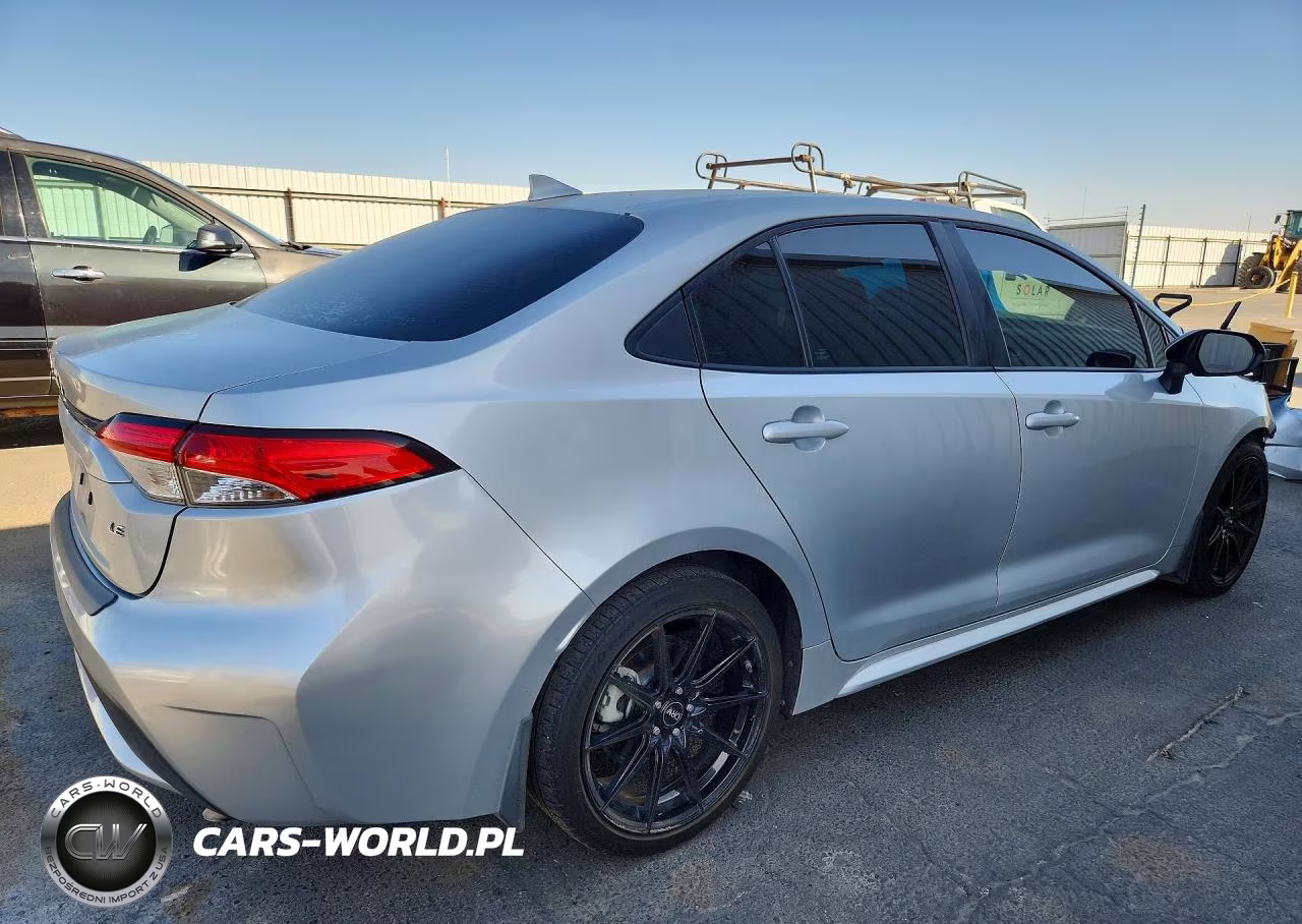 2021 Toyota Corolla Le VIN:5YFEPMAE8MP167799 - 3