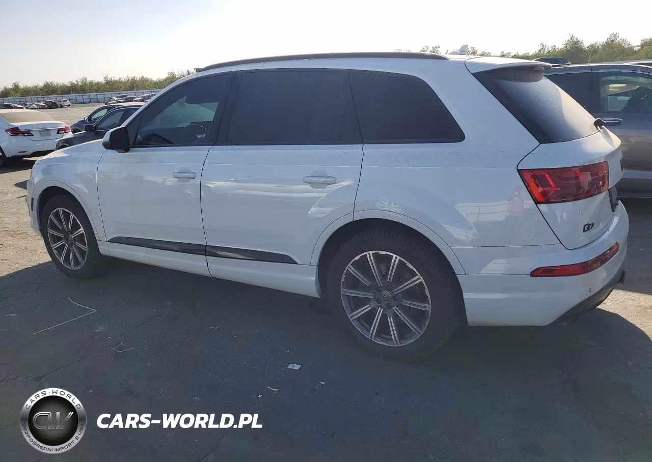 2018 Audi Q7 Prestige VIN:WA1VAAF79JD026131 - 2