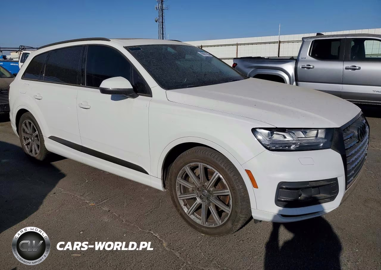 2018 Audi Q7 Prestige VIN:WA1VAAF79JD026131 - 4
