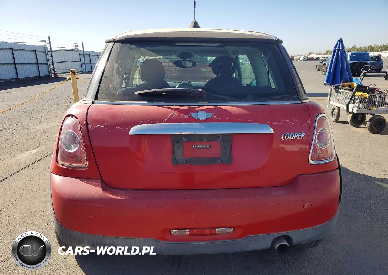 2011 Mini Cooper VIN:WMWSU3C51BT181808 - 6