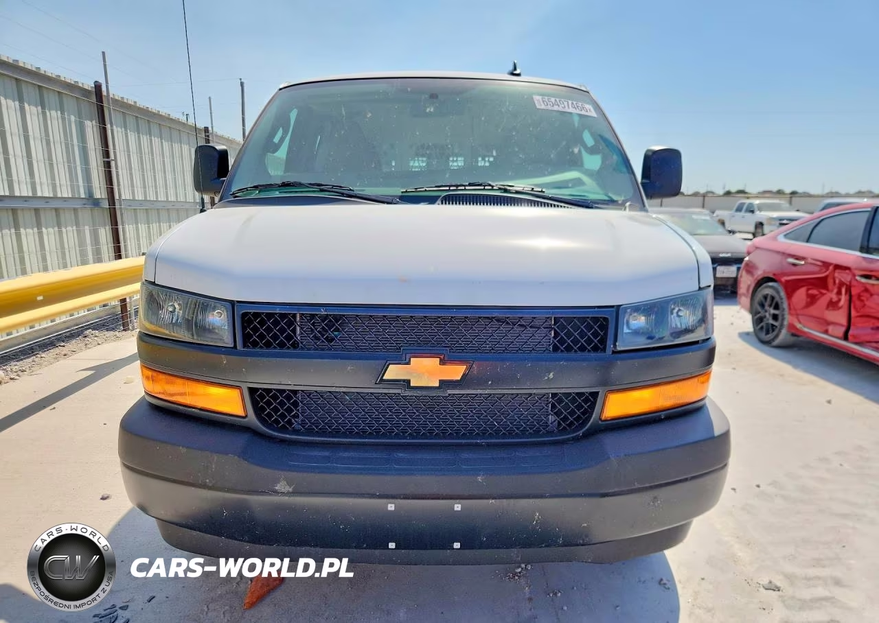 2025 Chevrolet Express G2500 VIN:1GCWGAFPXS1272147 - 5