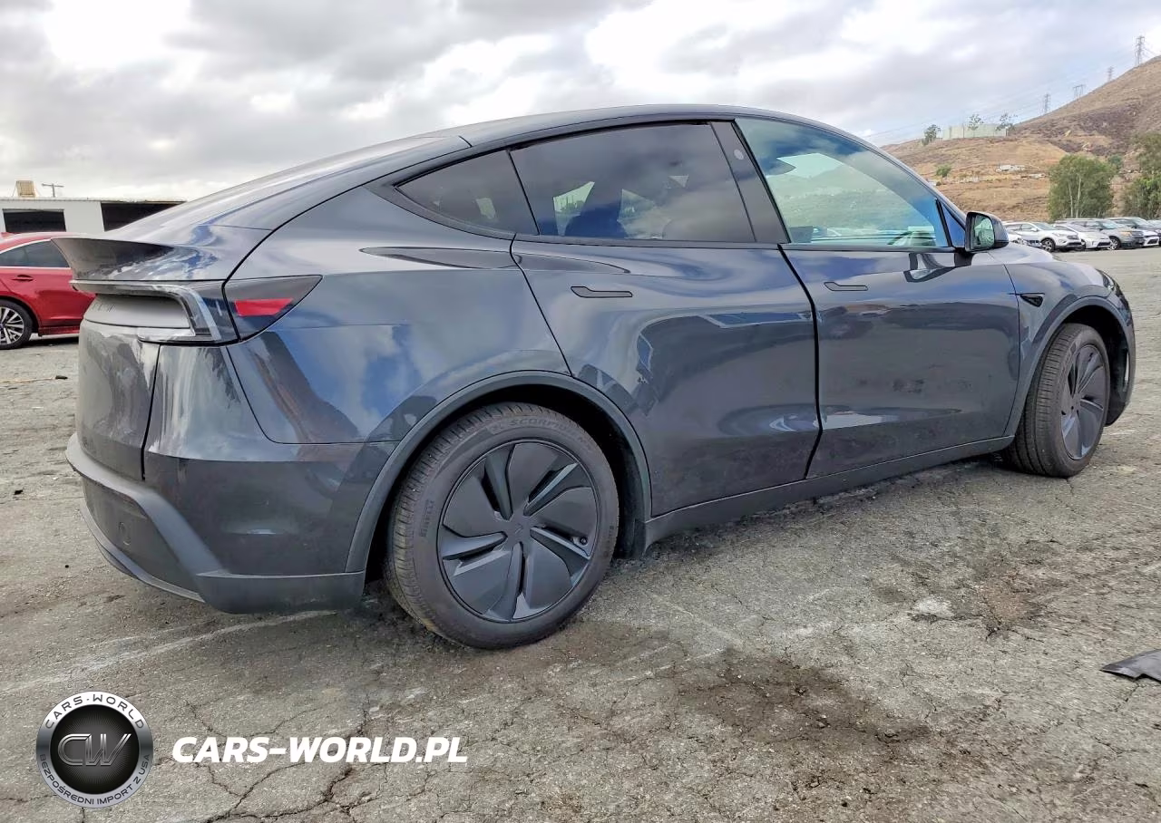 2026 Tesla Model Y VIN:7SAYGDED4TF680477 - 3
