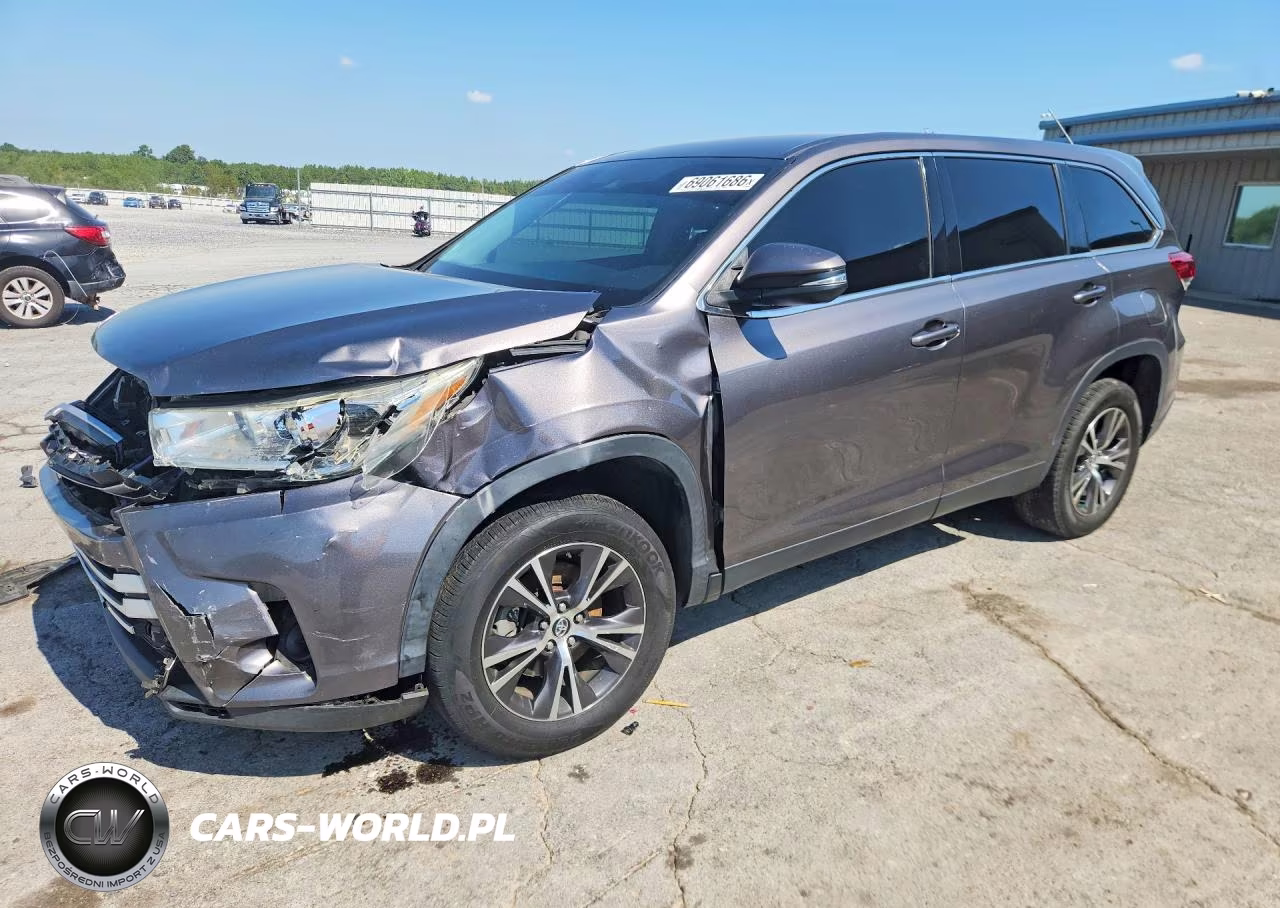 2019 Toyota Highlander Le