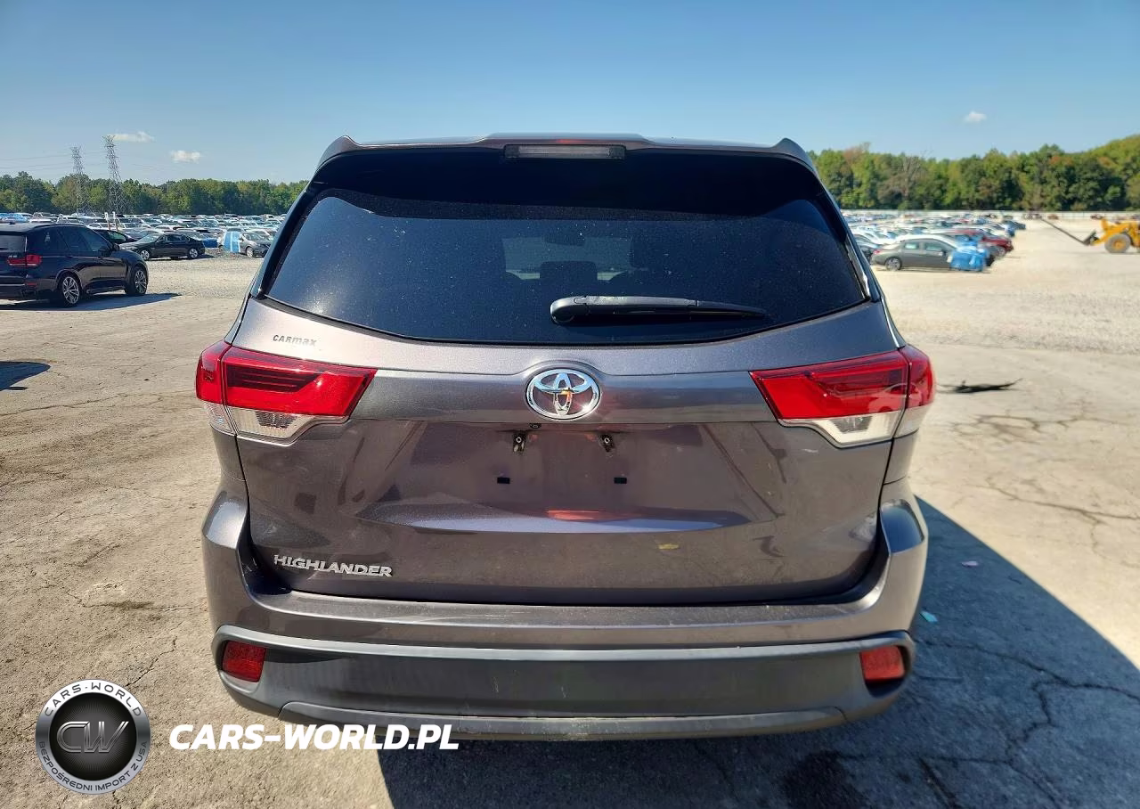 2019 Toyota Highlander Le VIN:5TDZZRFH2KS303523 - 6