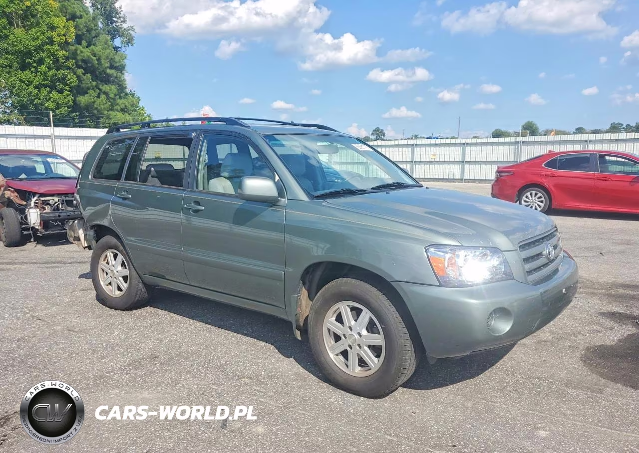 2005 Toyota Highlander Base VIN:JTEGP21A050090752 - 4
