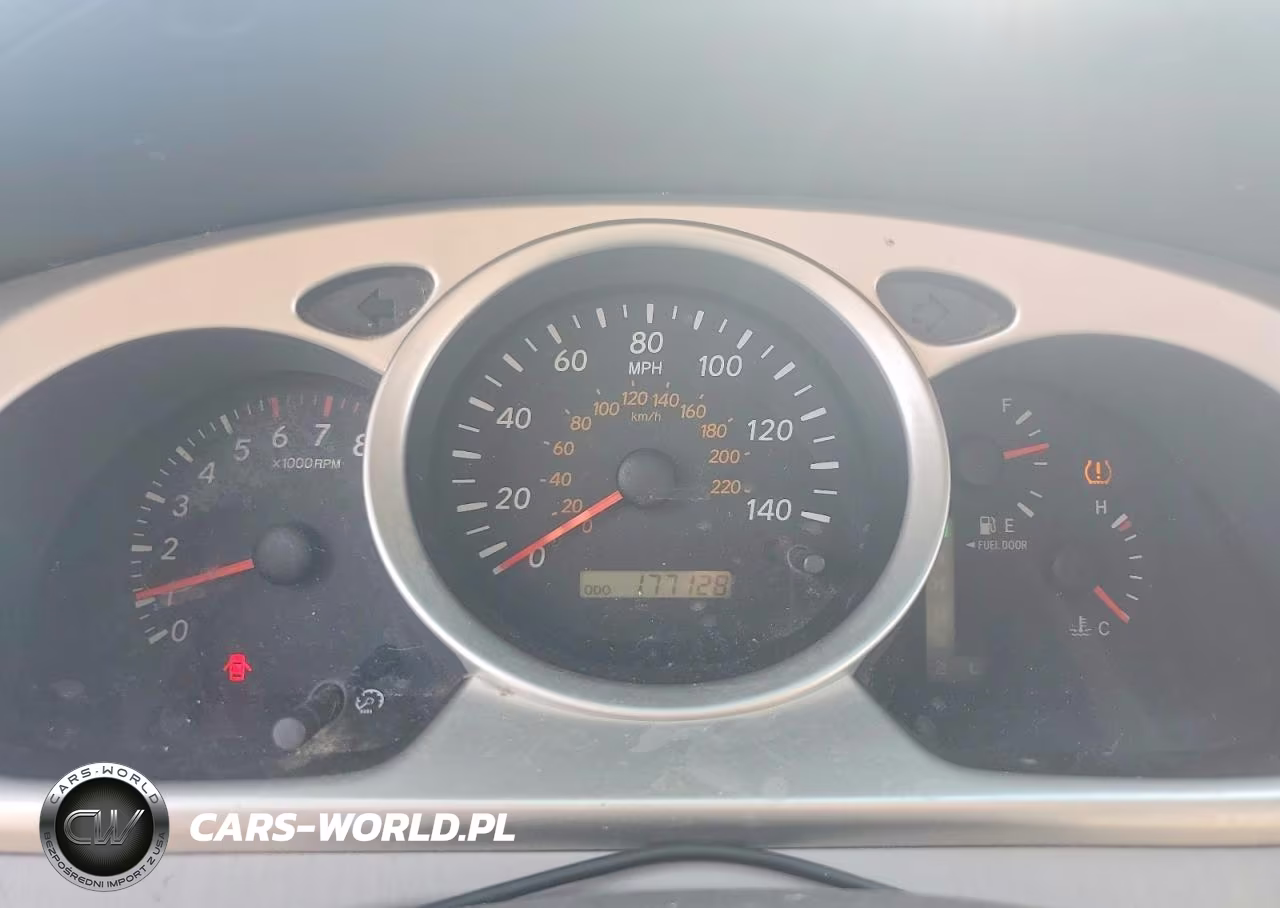 2005 Toyota Highlander Base VIN:JTEGP21A050090752 - 9