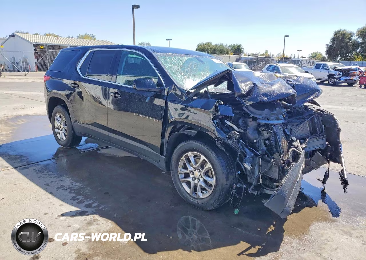 2019 Chevrolet Traverse Ls VIN:1GNERFKW7KJ251618 - 4