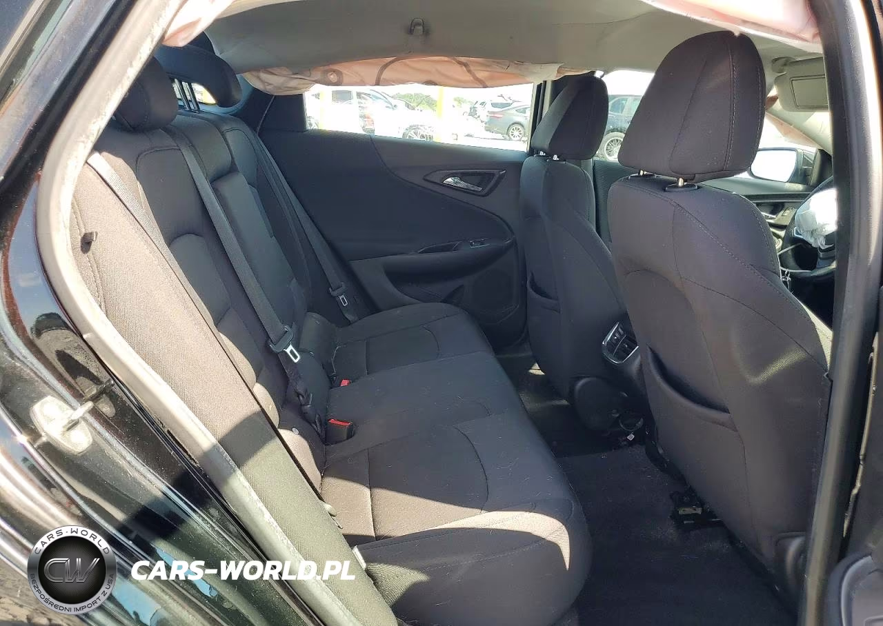 2017 Chevrolet Malibu Lt VIN:1G1ZE5ST1HF211688 - 10