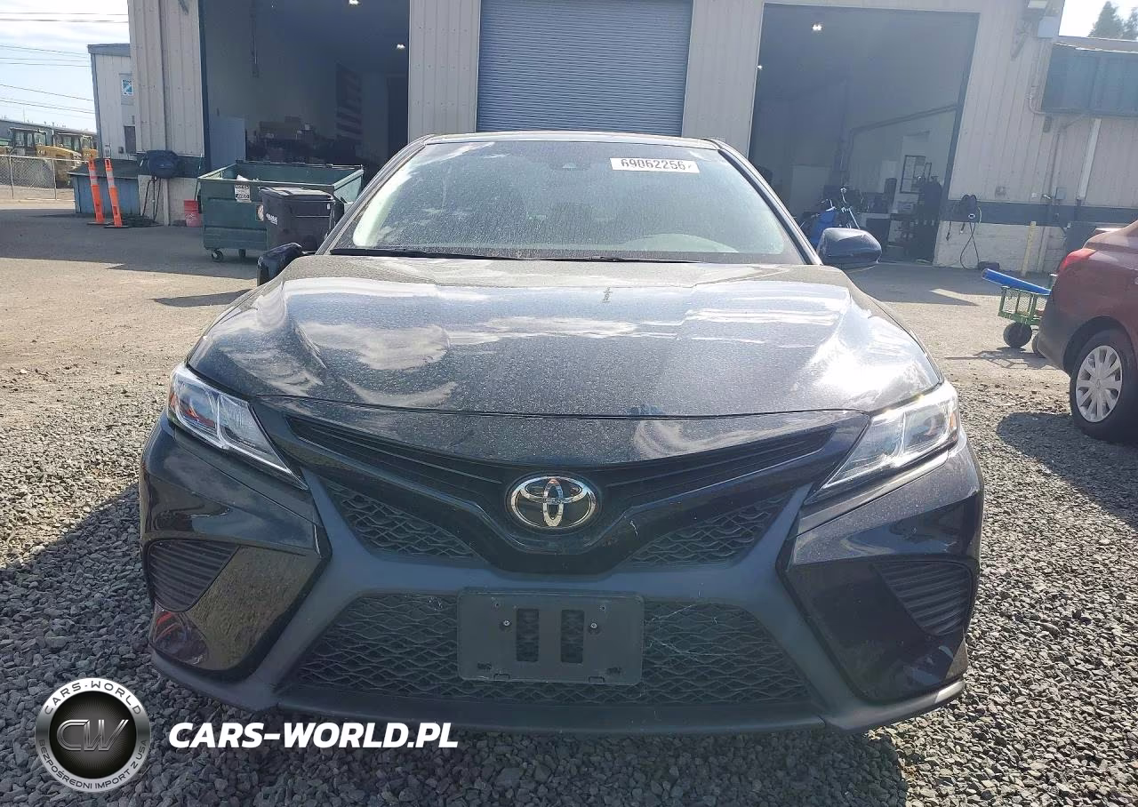 2018 Toyota Camry Se VIN:4T1B11HK3JU045201 - 5