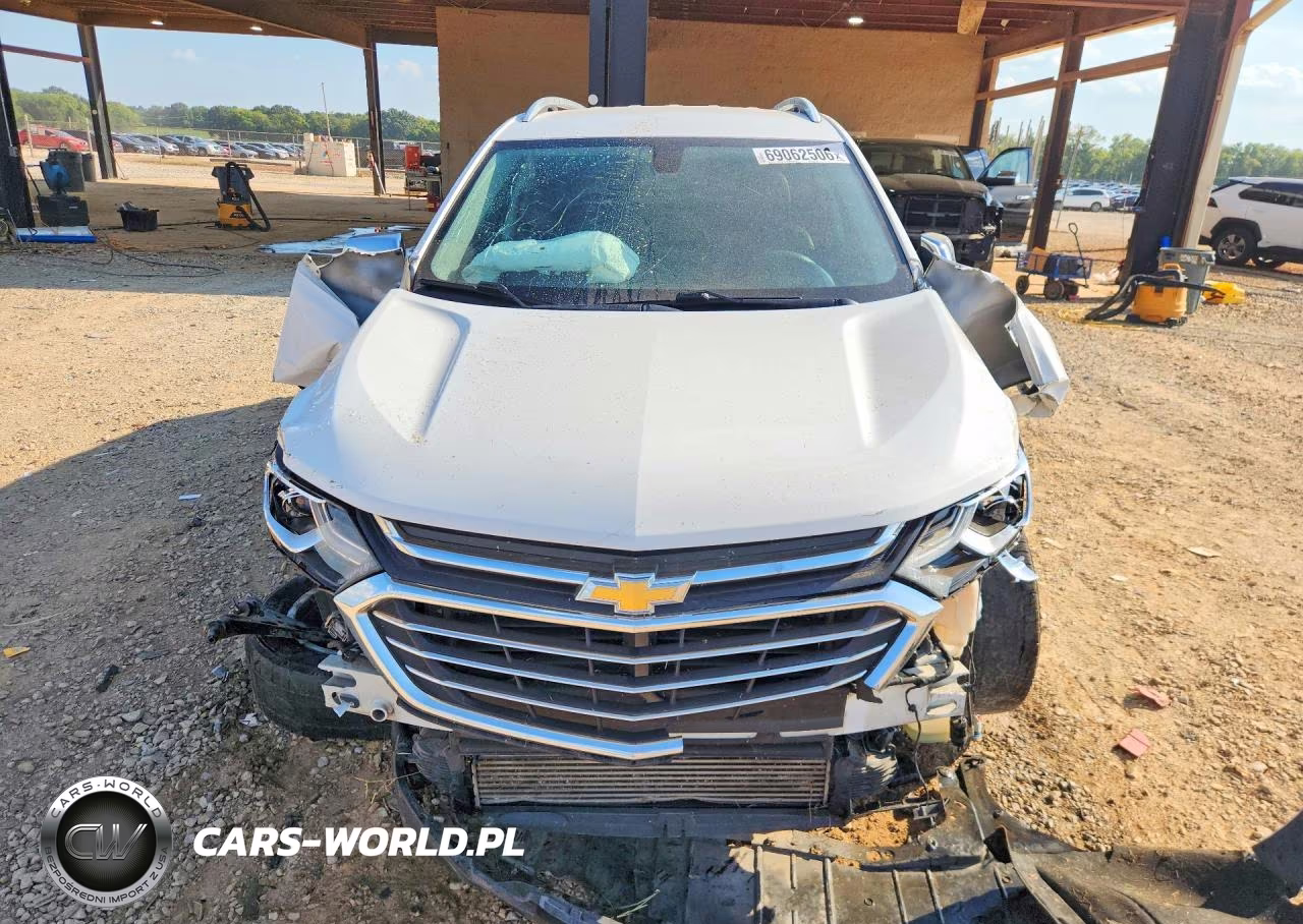 2018 Chevrolet Equinox Premier VIN:2GNAXMEV1J6188197 - 5
