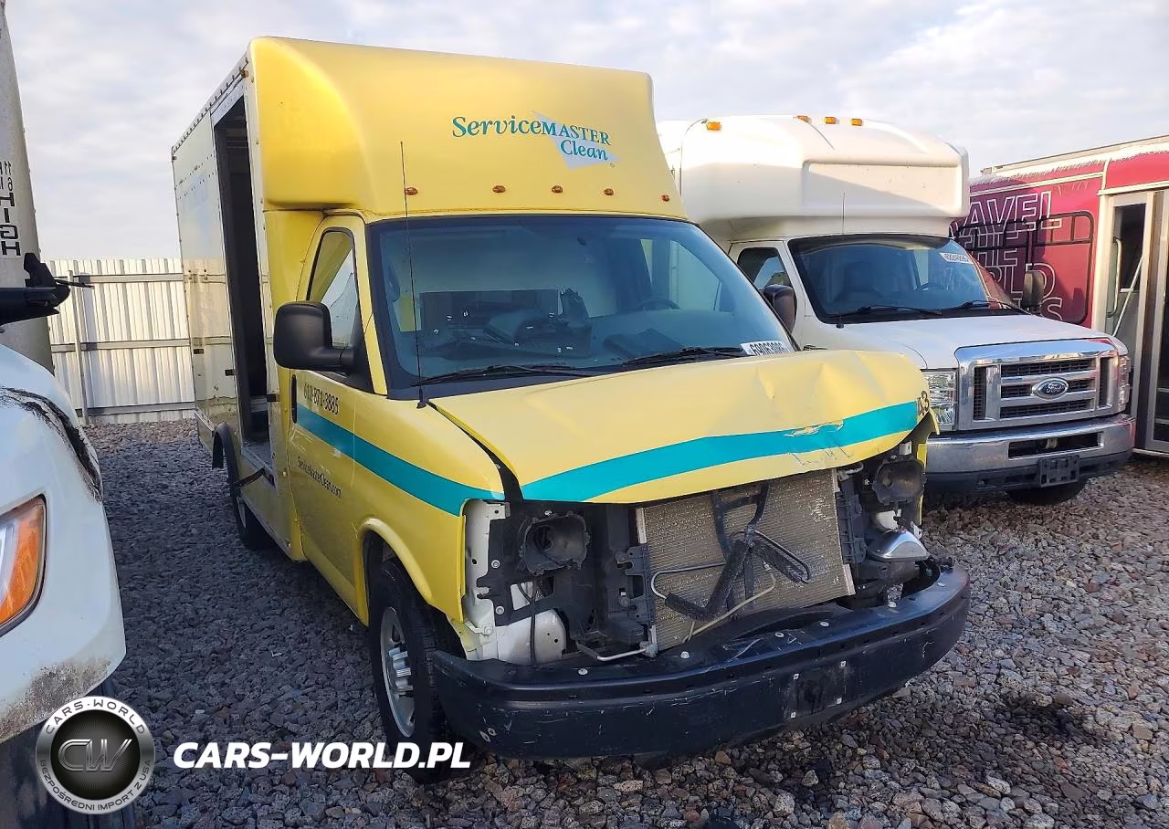 2015 Chevrolet Express G3500 VIN:1GB0G2CG4F1275779 - 4