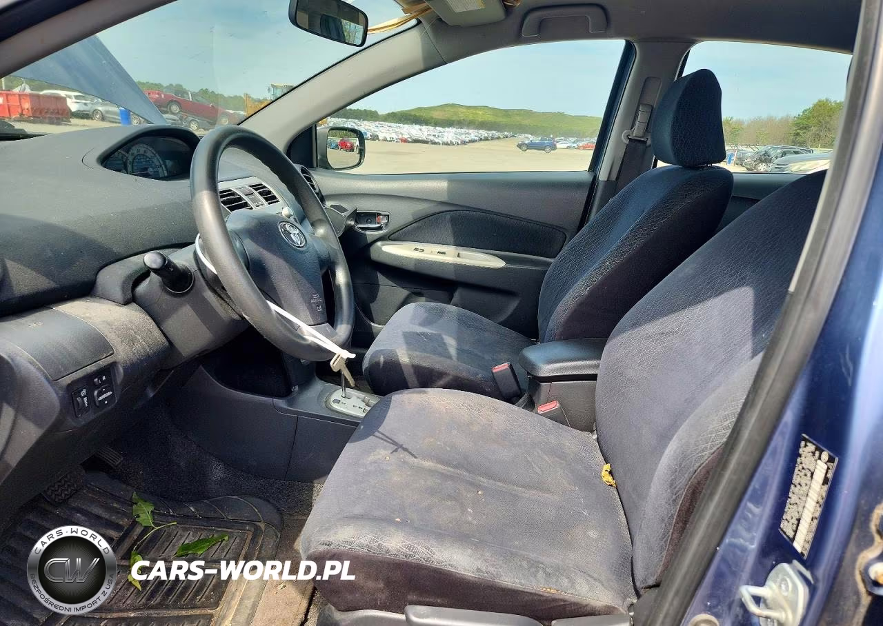 2007 Toyota Yaris Base VIN:JTDBT923671039367 - 7