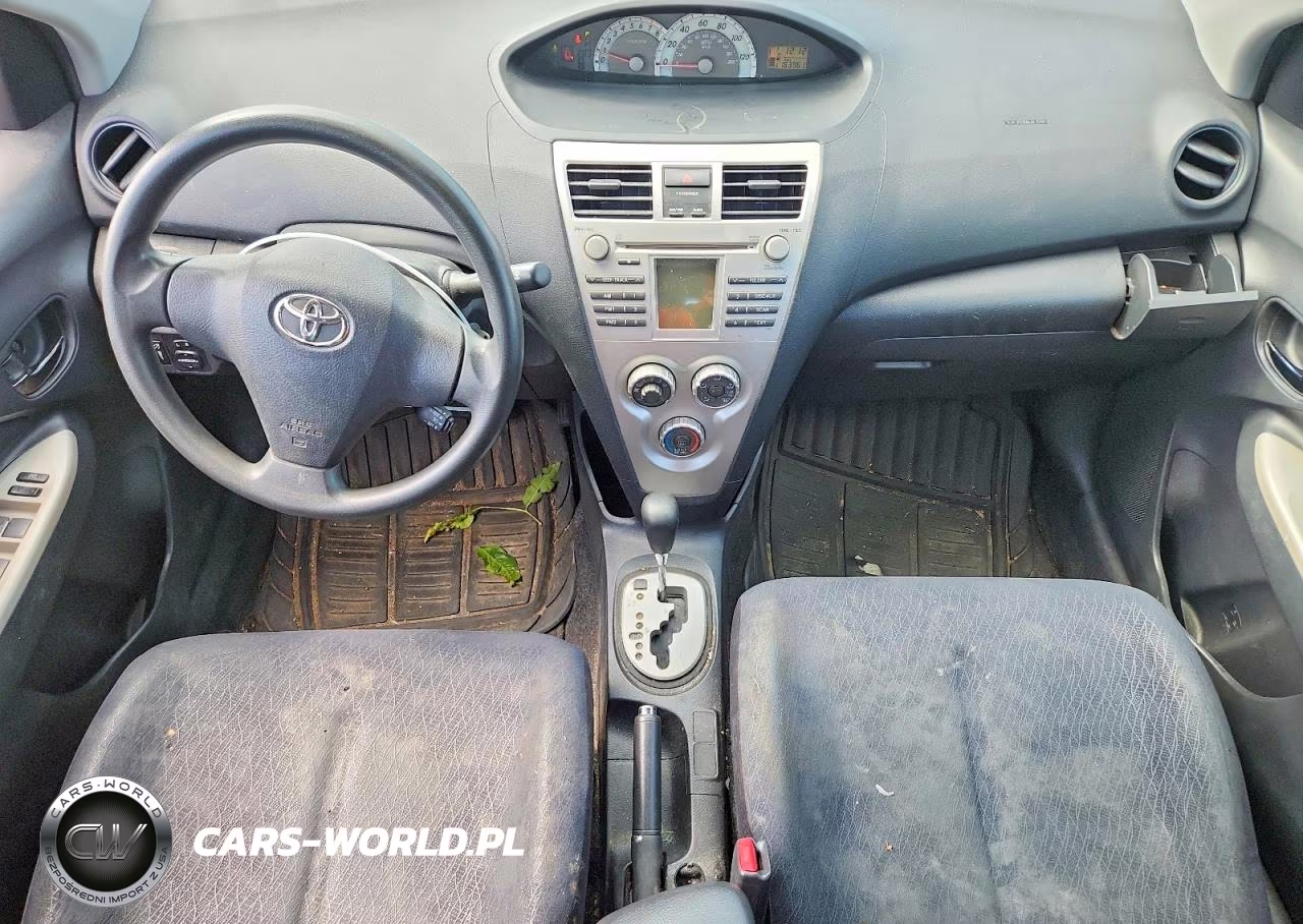 2007 Toyota Yaris Base VIN:JTDBT923671039367 - 8