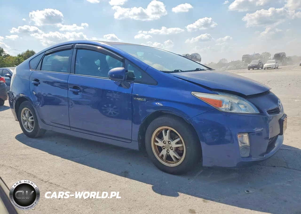 2010 Toyota Prius Iii VIN:JTDKN3DU7A0104186 - 4