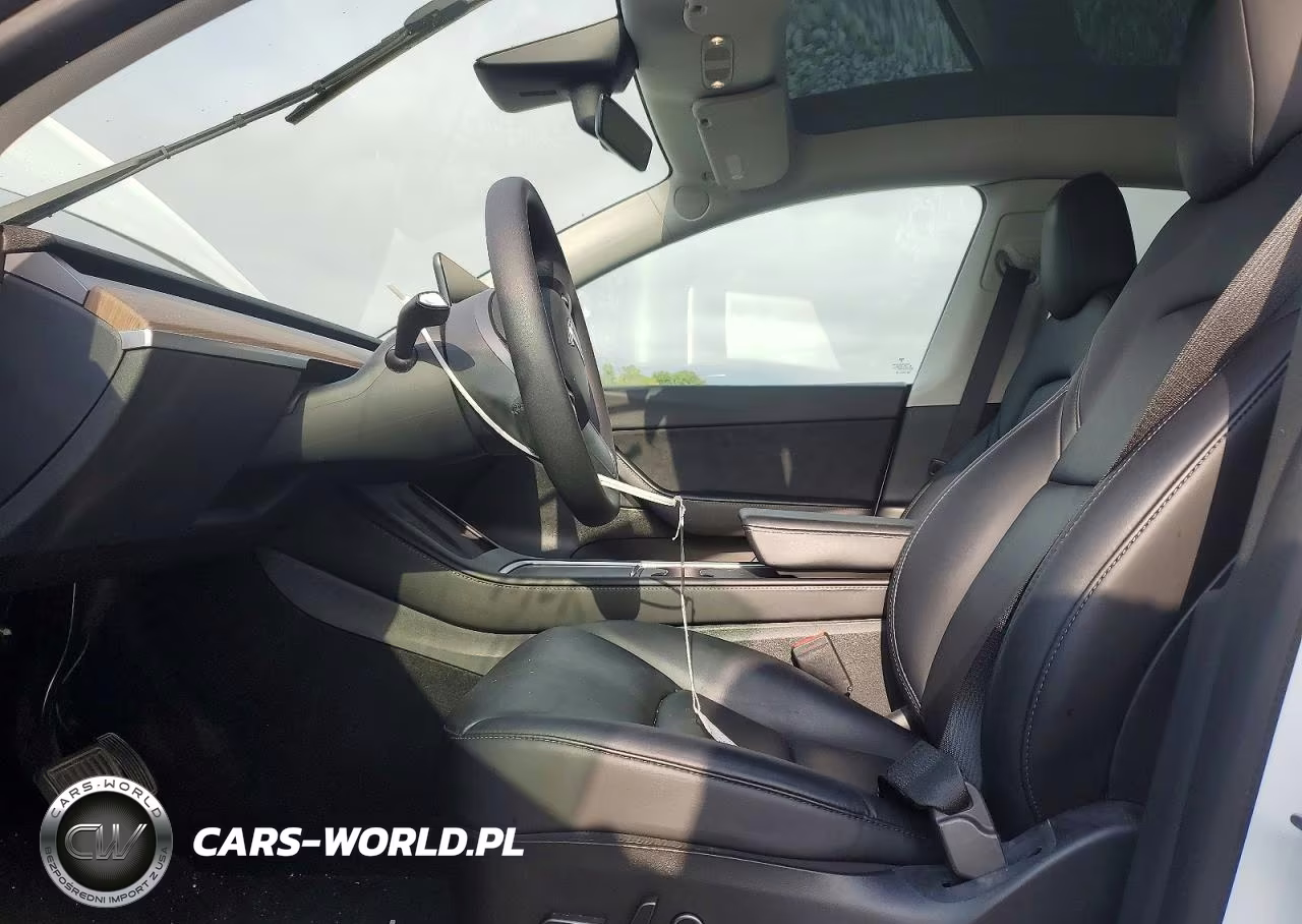 2022 Tesla Model Y VIN:7SAYGDEE3NF421975 - 7
