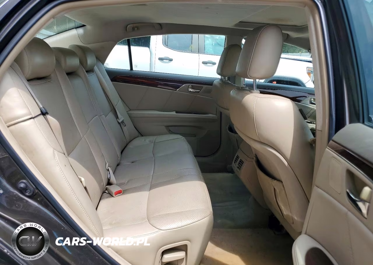 2010 Toyota Avalon Limited VIN:4T1BK3DB8AU366083 - 10