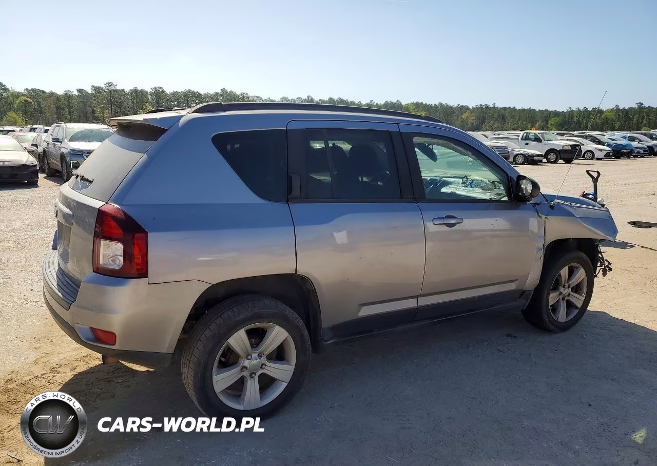 2016 Jeep Compass Sport VIN:1C4NJCBA1GD743442 - 3