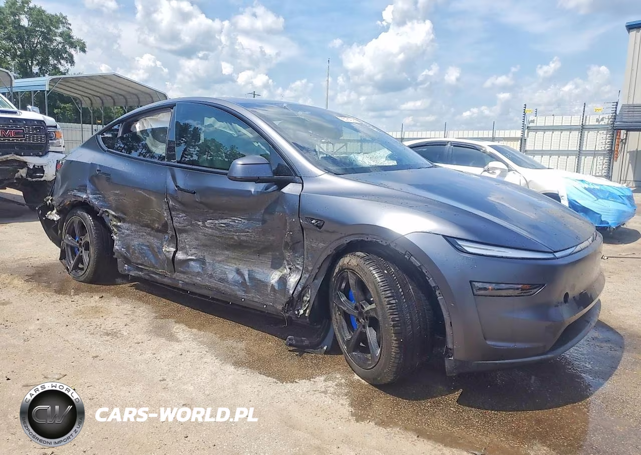 2026 Tesla Model Y VIN:7SAYGDEE1TA452457 - 4