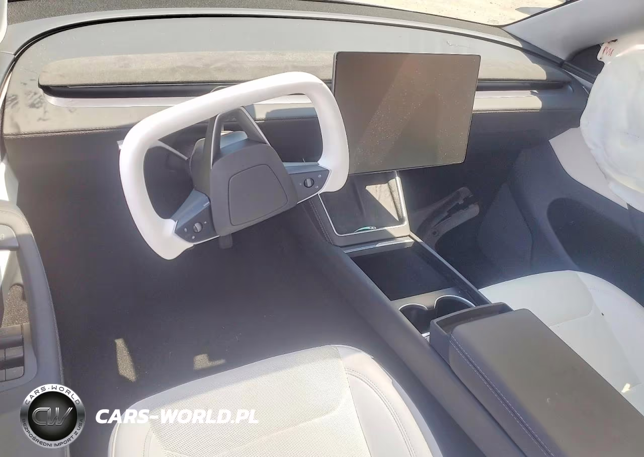 2026 Tesla Model Y VIN:7SAYGDEE1TA452457 - 8