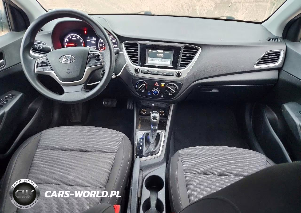 2019 Hyundai Accent Se VIN:3KPC24A31KE088705 - 8