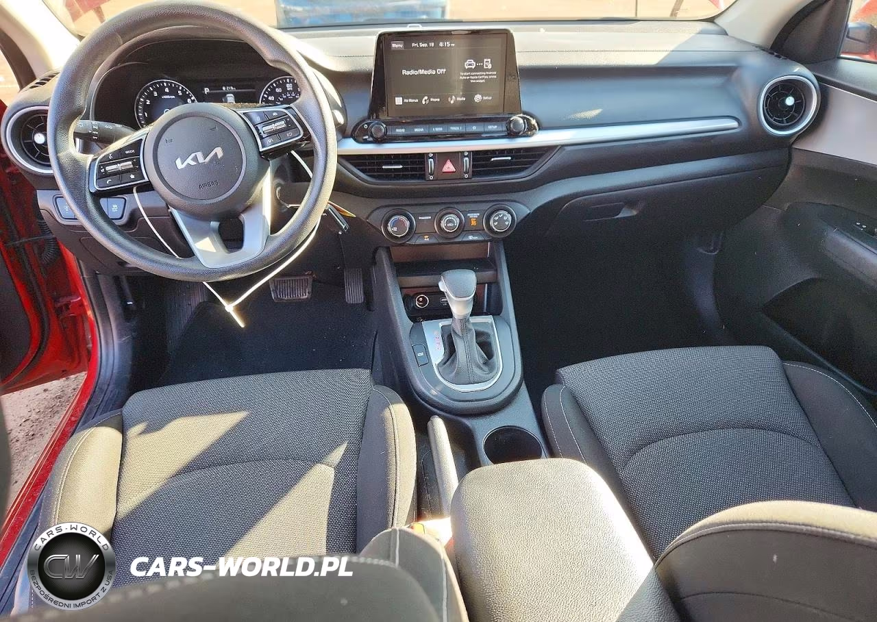 2022 Kia Forte Lxs VIN:3KPF24AD1NE493358 - 8