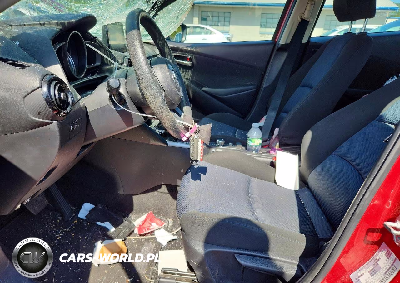 2019 Toyota Yaris L VIN:3MYDLBYVXKY515683 - 7