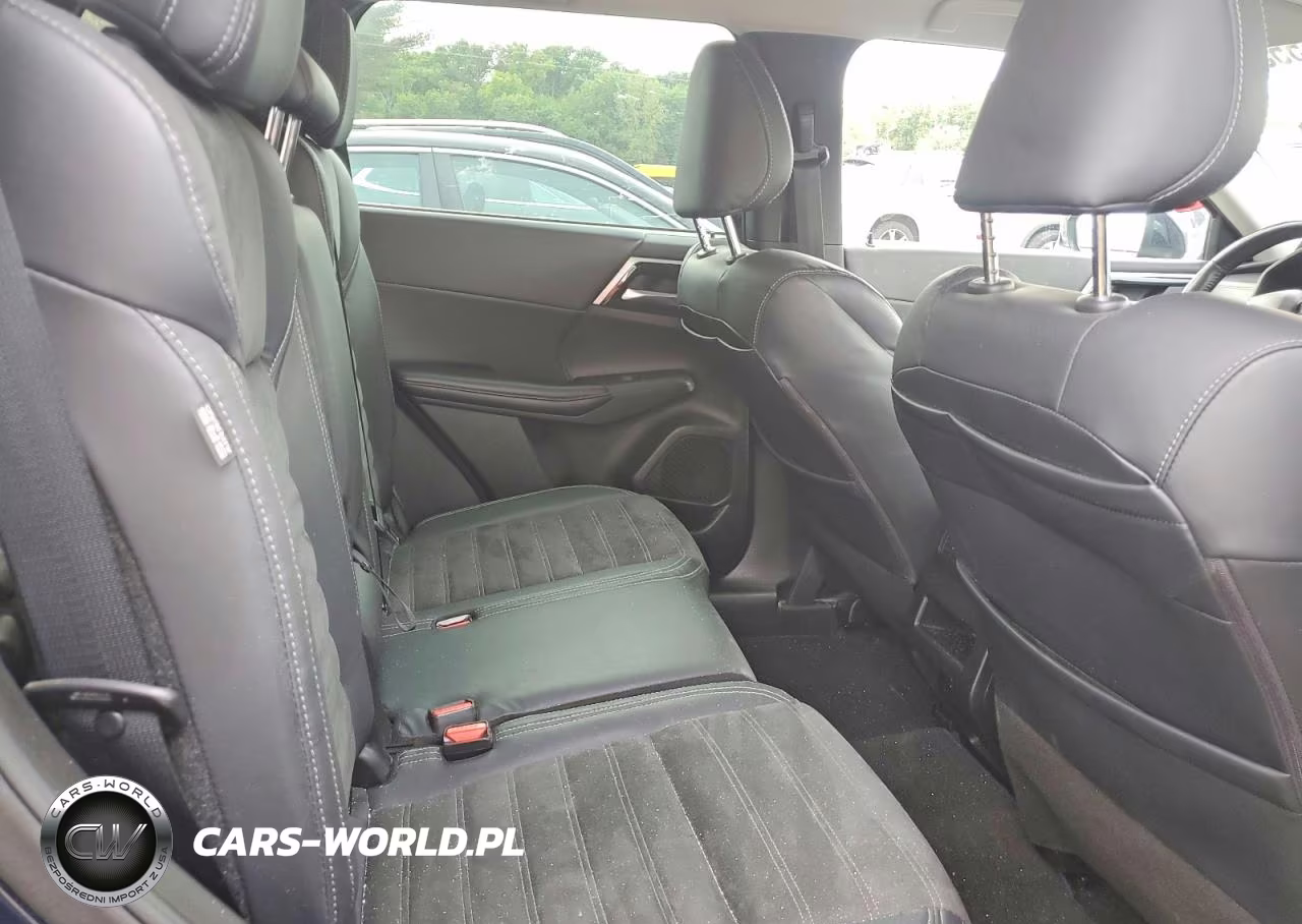 2023 Mitsubishi Outlander Se VIN:JA4T5UA92PZ013433 - 10