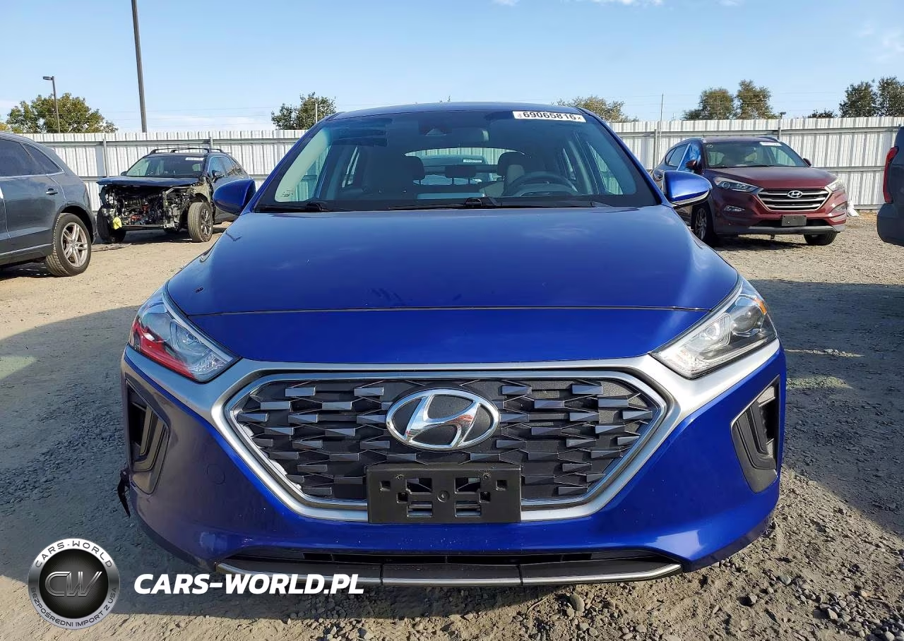 2020 Hyundai Ioniq Blue VIN:KMHC65LC2LU239301 - 5
