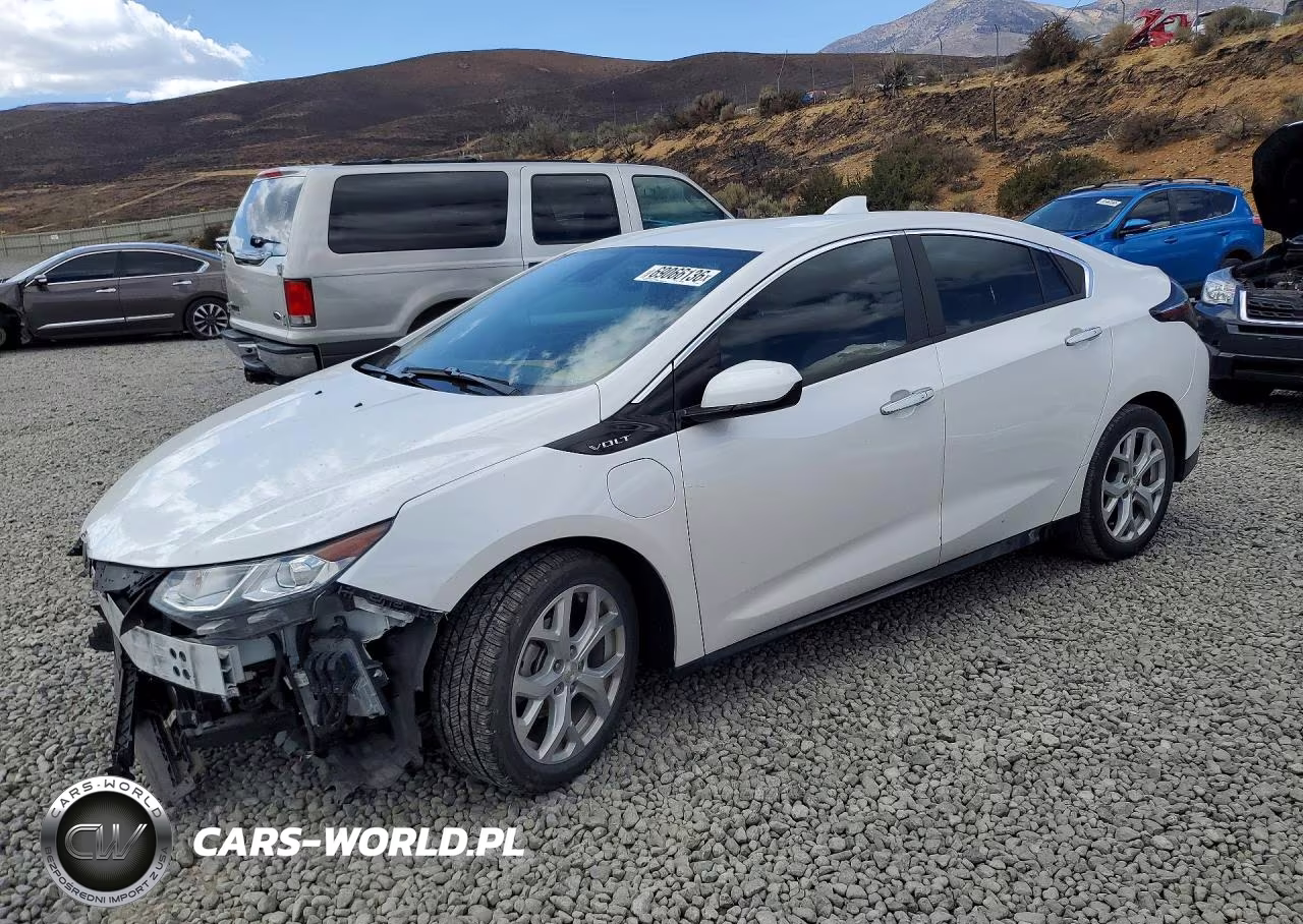 2018 Chevrolet Volt Premier VIN:1G1RB6S52JU126764 - 1