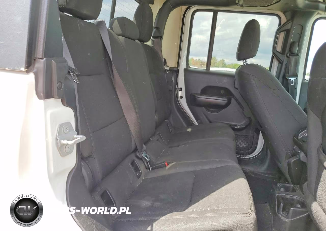 2020 Jeep Gladiator Sport VIN:1C6JJTAG4LL119128 - 11