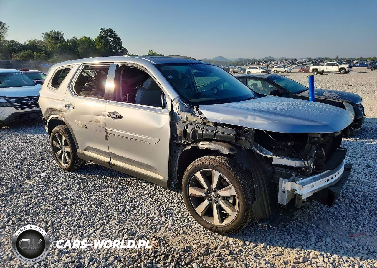 2025 Honda Pilot Touring VIN:5FNYG1H75SB076968 - 4