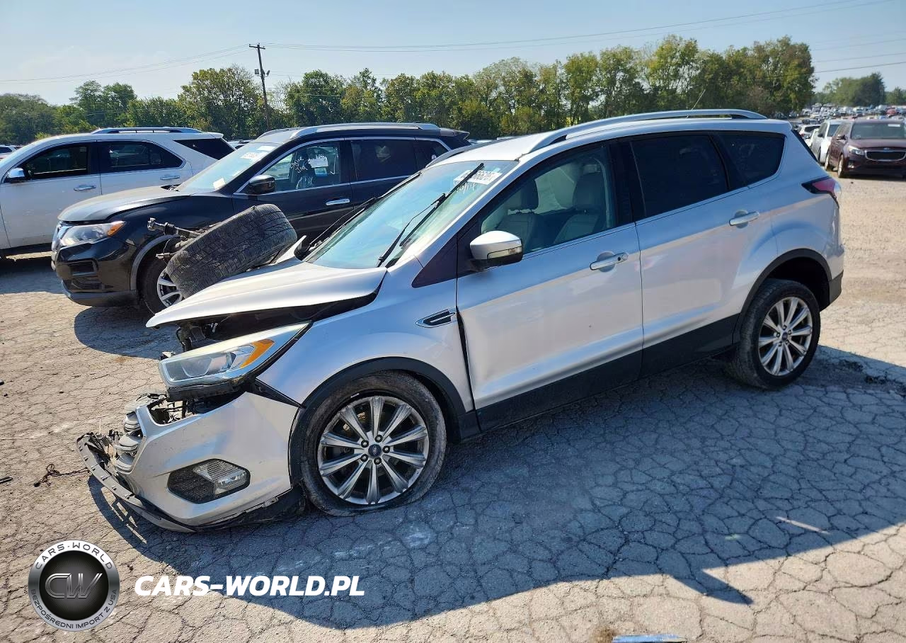 2017 Ford Escape Titanium – zdjęcie 1 z 12
