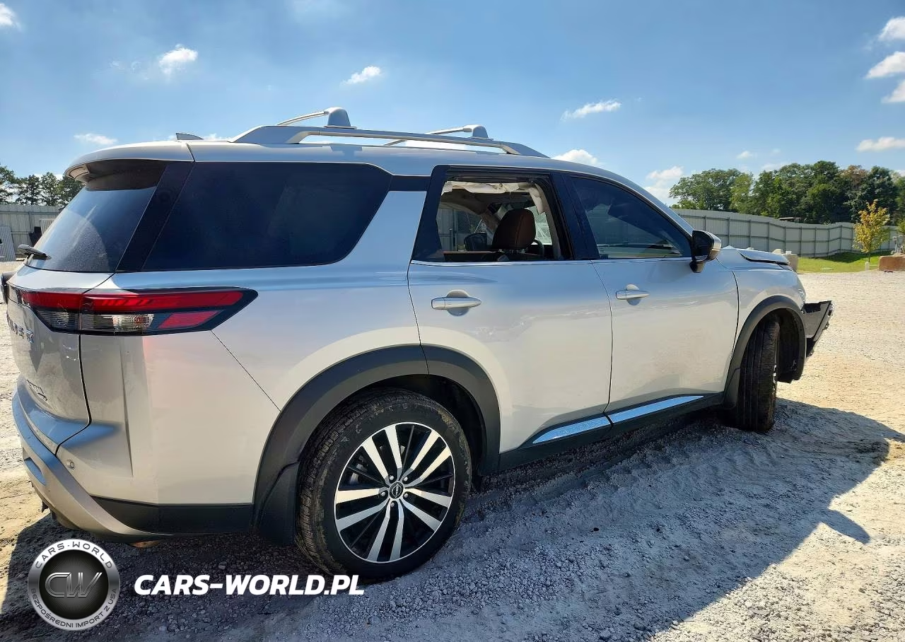 2024 Nissan Pathfinder Platinum VIN:5N1DR3DJXRC300647 - 3