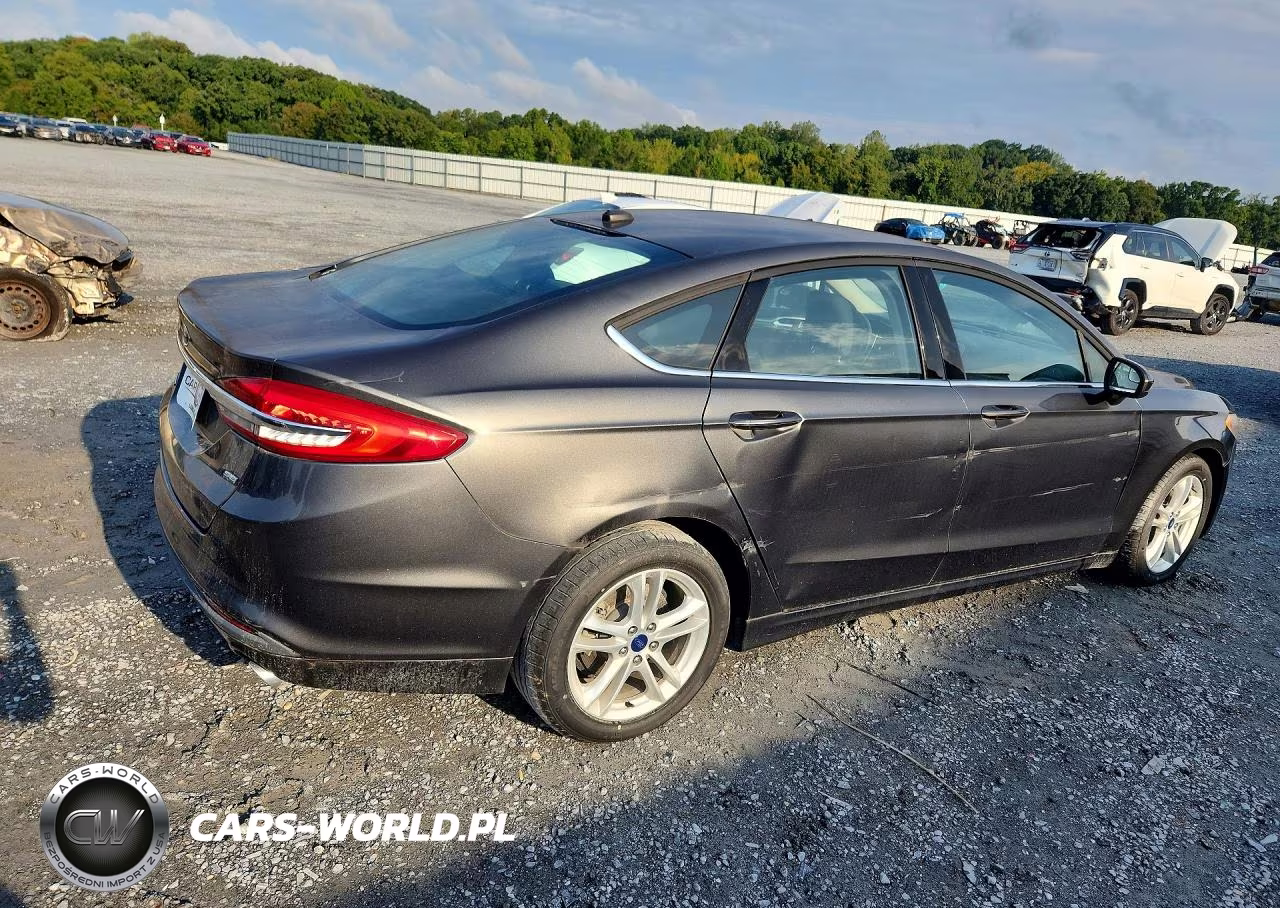 2018 Ford Fusion Se VIN:3FA6P0H76JR131254 - 3