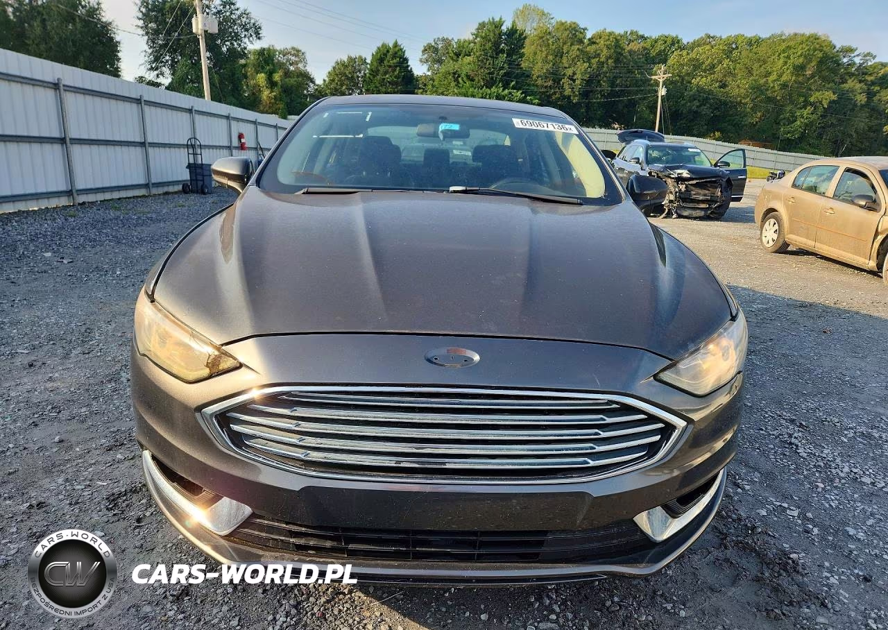 2018 Ford Fusion Se VIN:3FA6P0H76JR131254 - 5