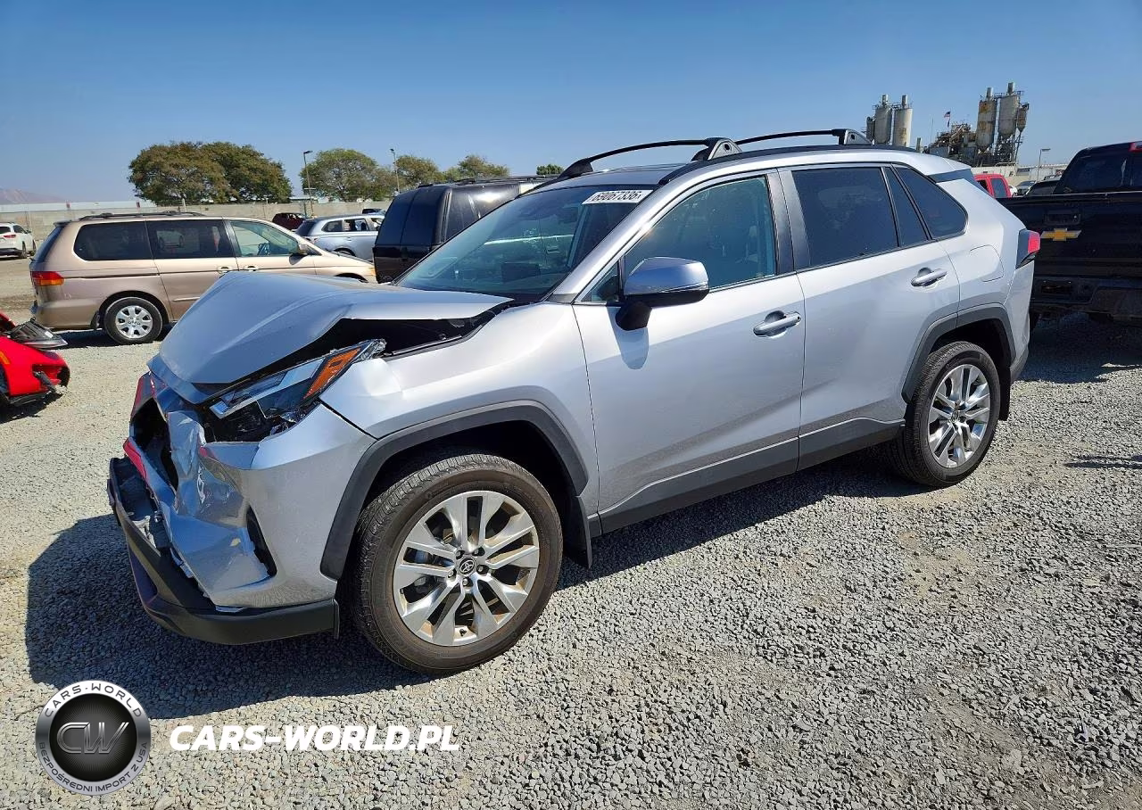 2025 Toyota Rav4 Xle Premium